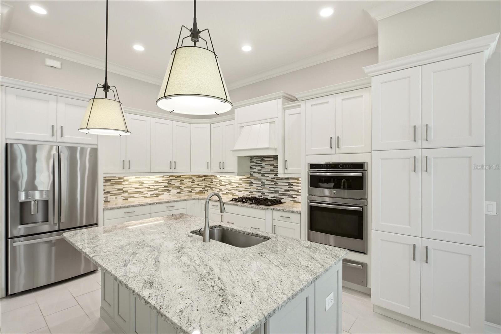 7908 MATERA CT — photo 14