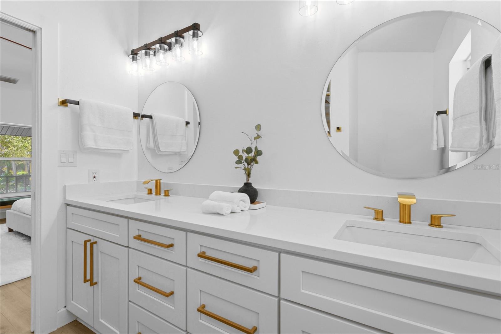 4074 REDBIRD CIR — photo 35