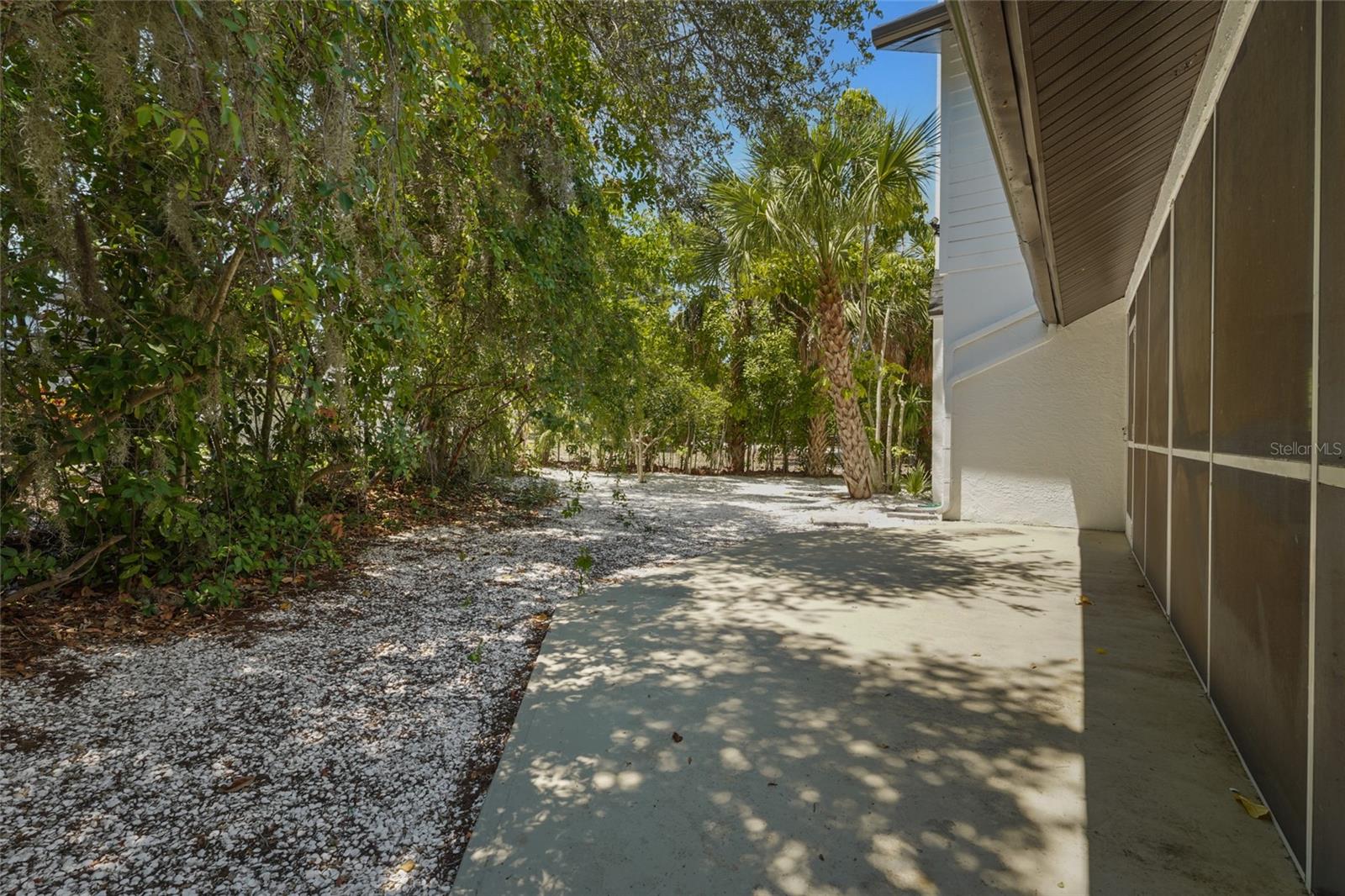4074 REDBIRD CIR — photo 57