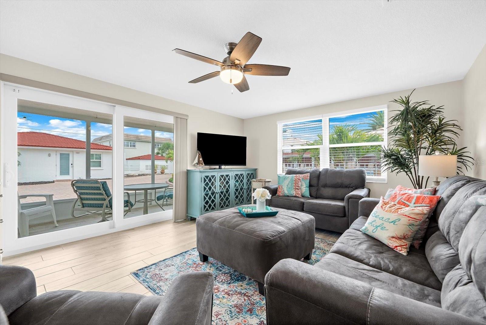 6154 MIDNIGHT PASS RD #B1 — photo 16