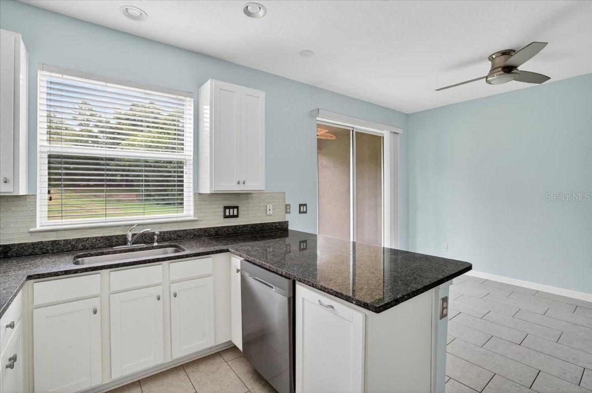 5057 SKYVIEW LN — photo 13