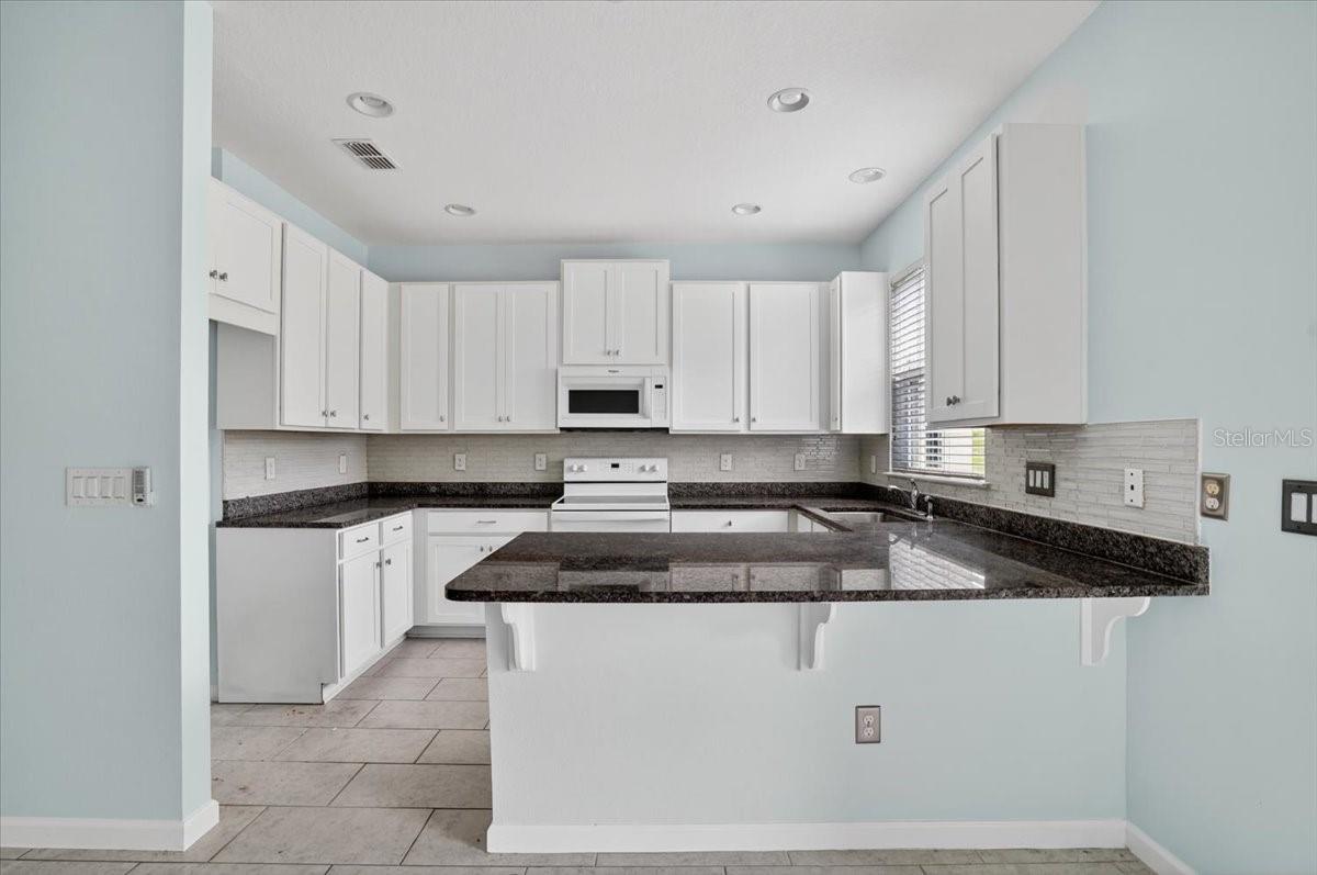 5057 SKYVIEW LN — photo 10