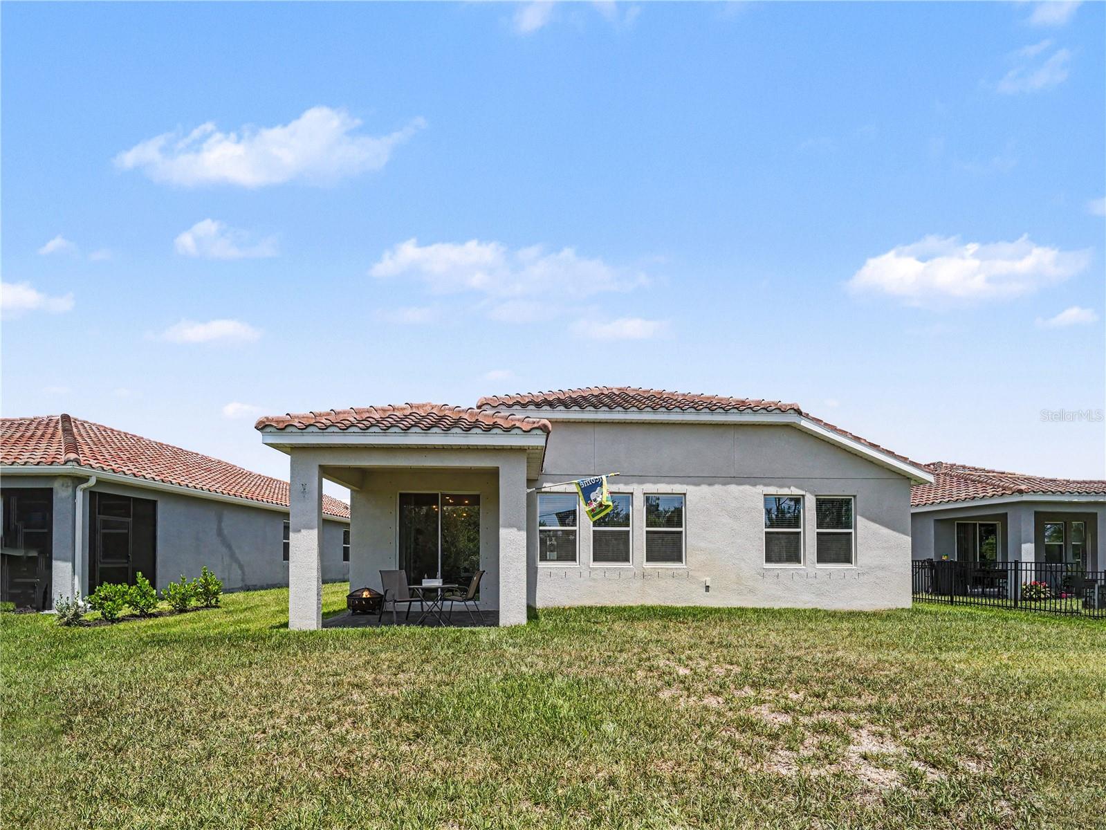 293 DAYLILY BLVD — photo 32