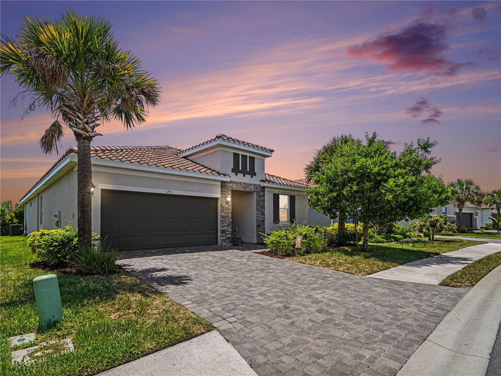 293 DAYLILY BLVD — photo 34