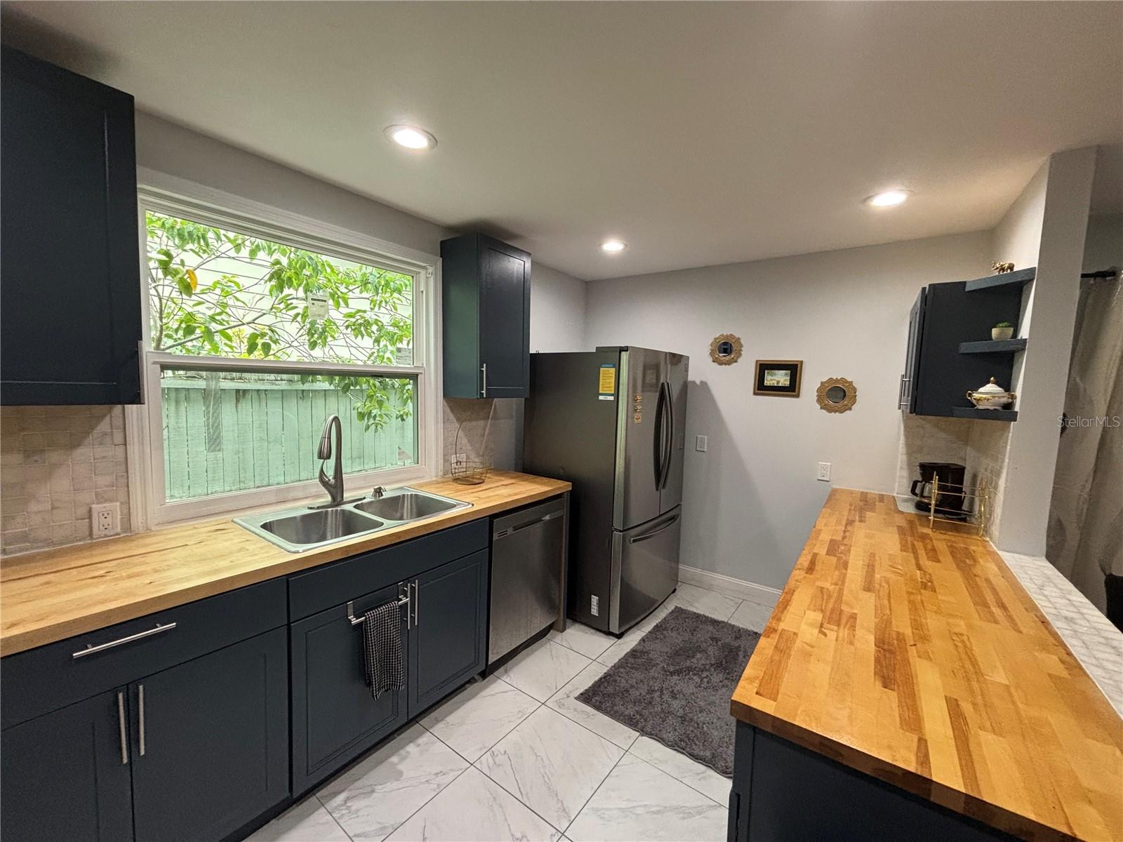 1319 S MICHIGAN AVE — photo 12