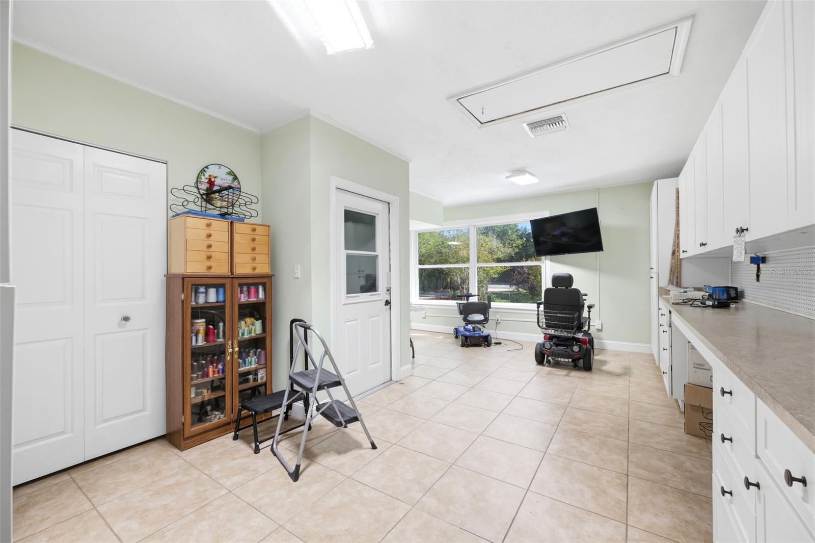9116 LAKEVIEW DR — photo 22