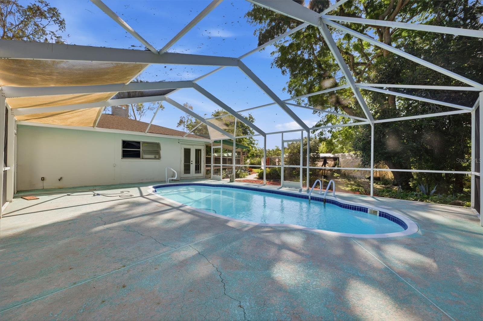 9116 LAKEVIEW DR — photo 43