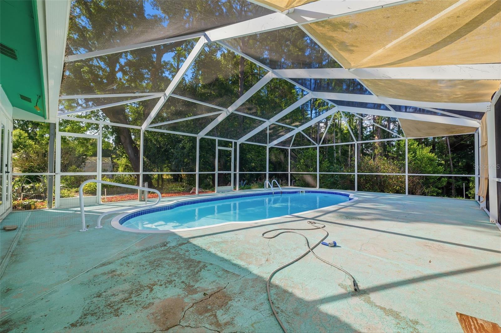 9116 LAKEVIEW DR — photo 42