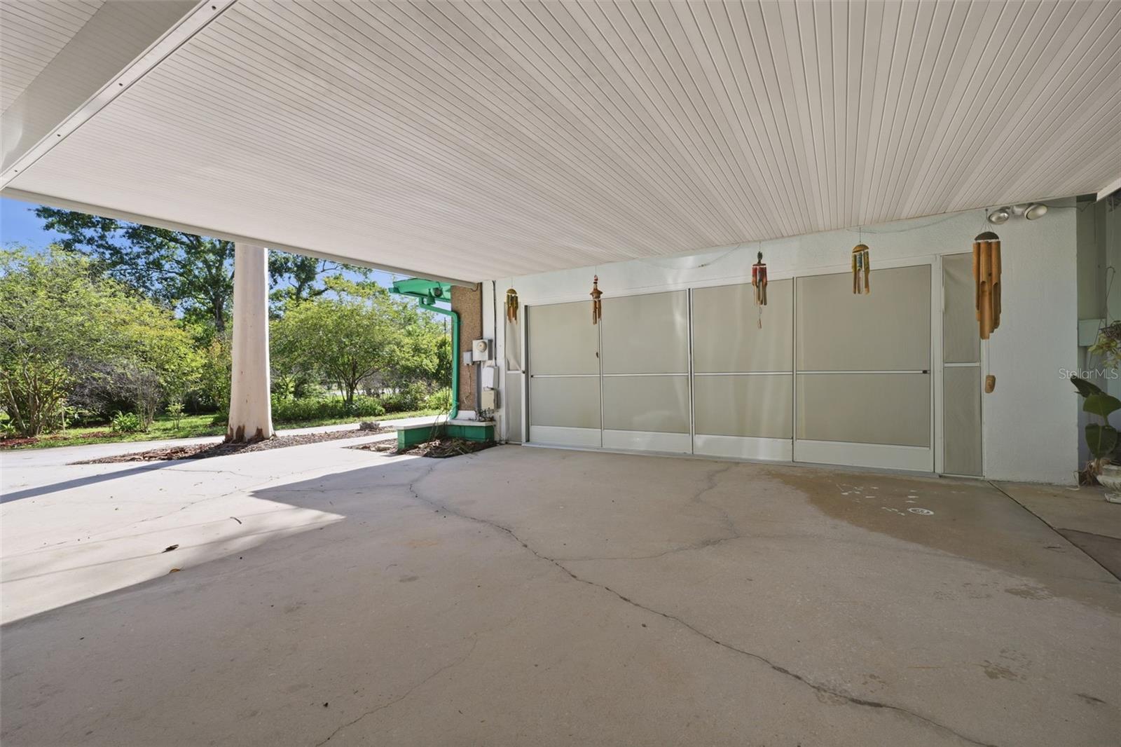 9116 LAKEVIEW DR — photo 39