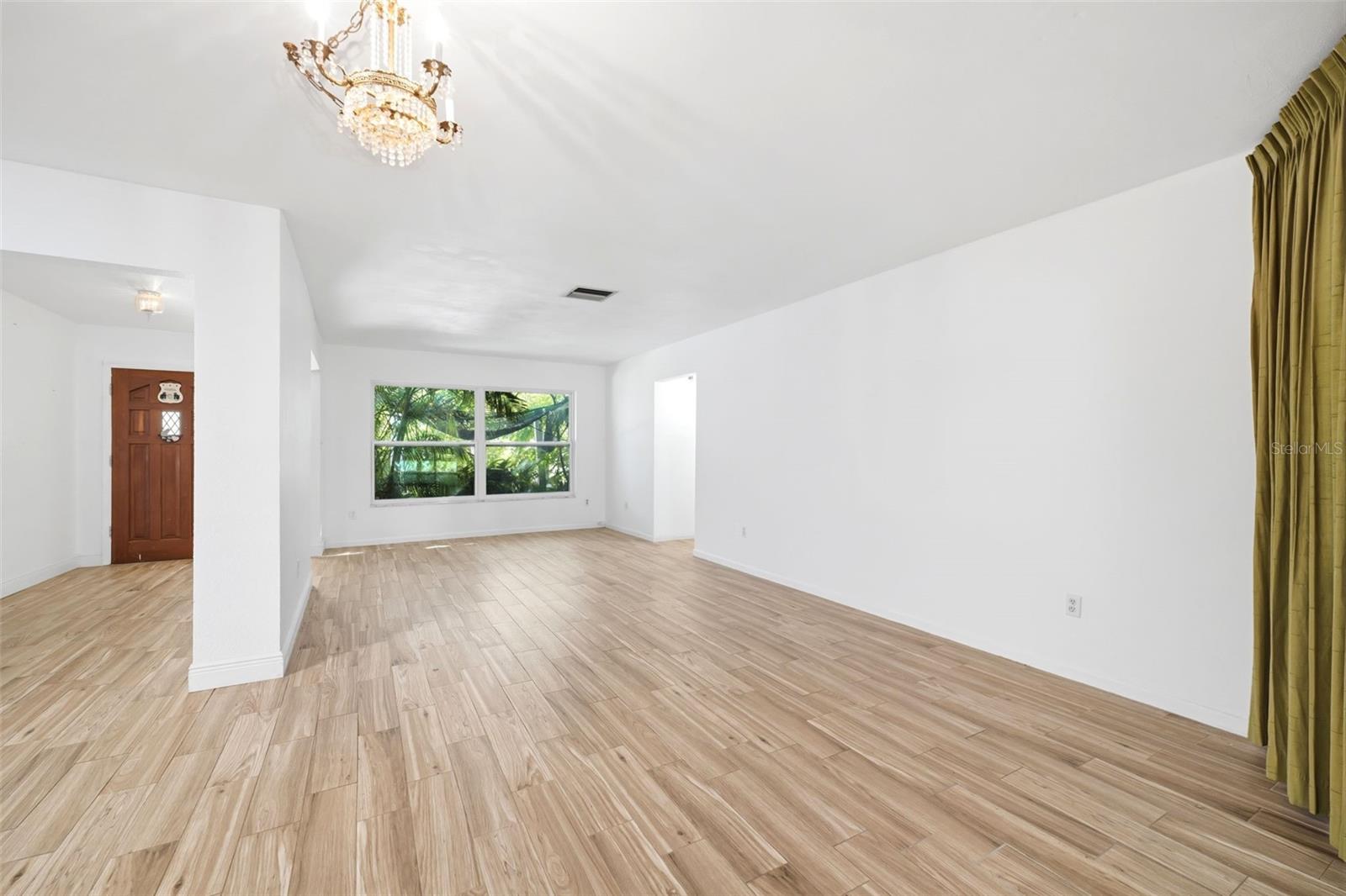 9116 LAKEVIEW DR — photo 11