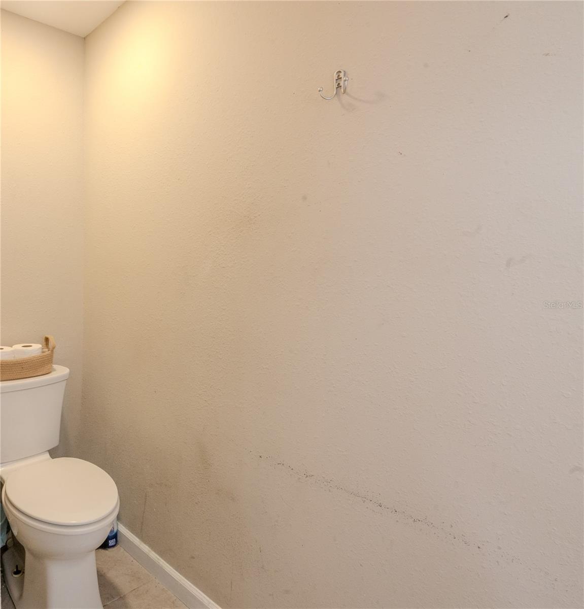1050 DEAL LN — photo 15
