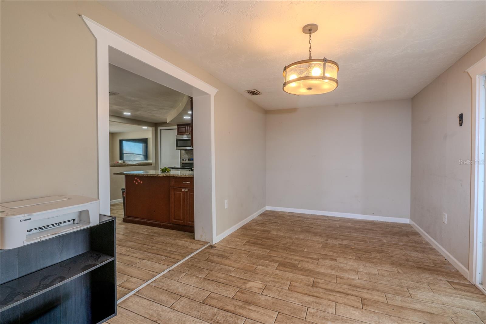 1050 DEAL LN — photo 20