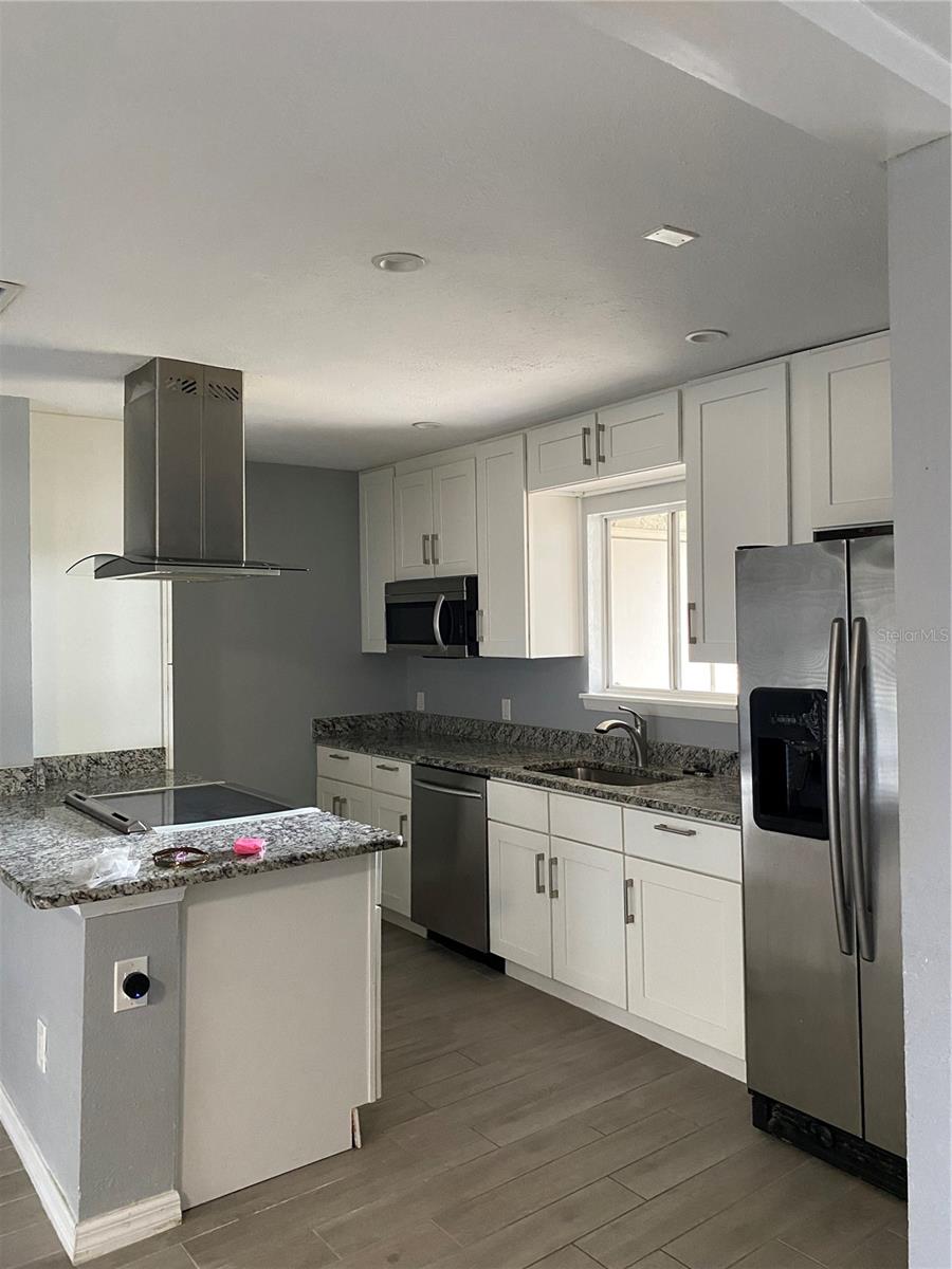 4394 SANDNER DR — photo 37