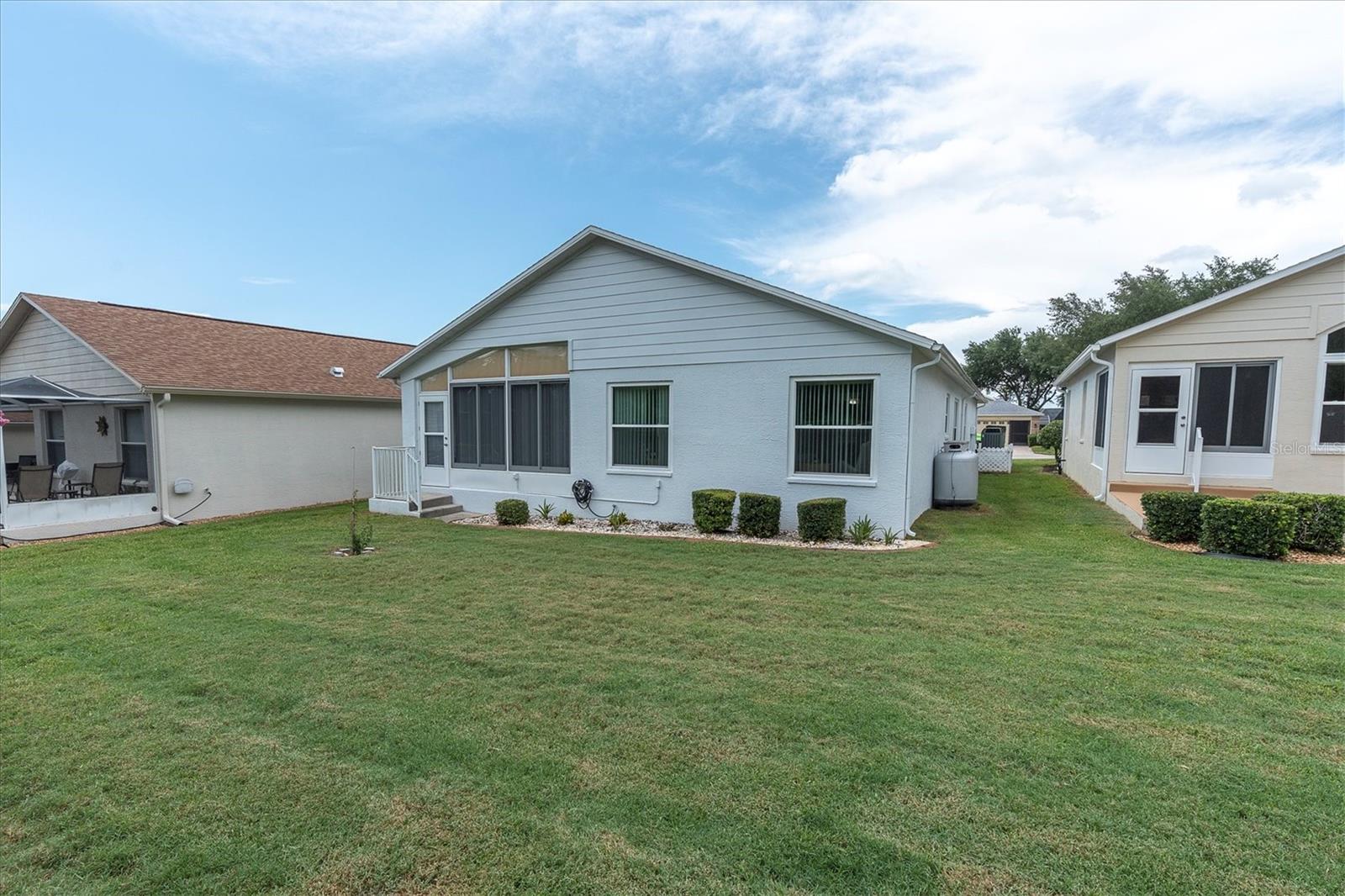 11250 HOLLANDER AVE — photo 37