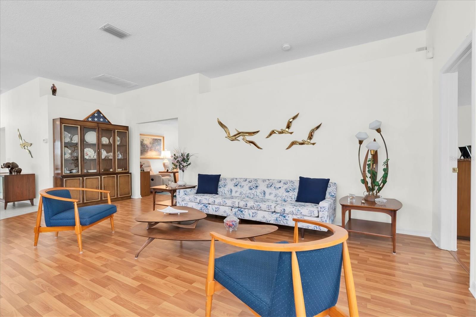 11250 HOLLANDER AVE — photo 6