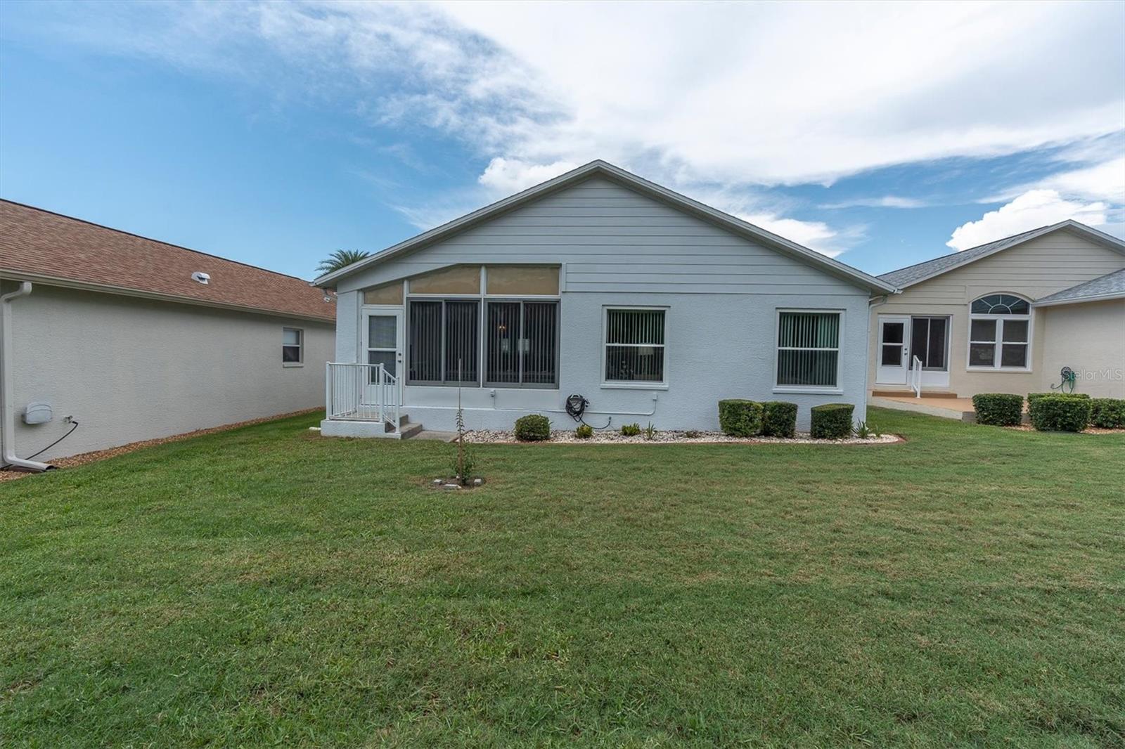 11250 HOLLANDER AVE — photo 36