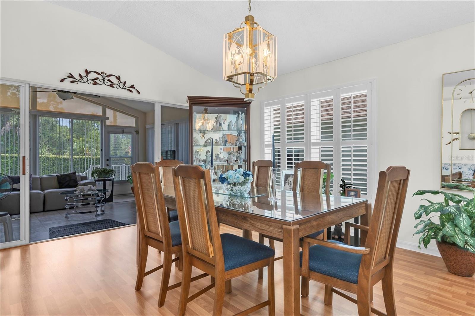 11250 HOLLANDER AVE — photo 11