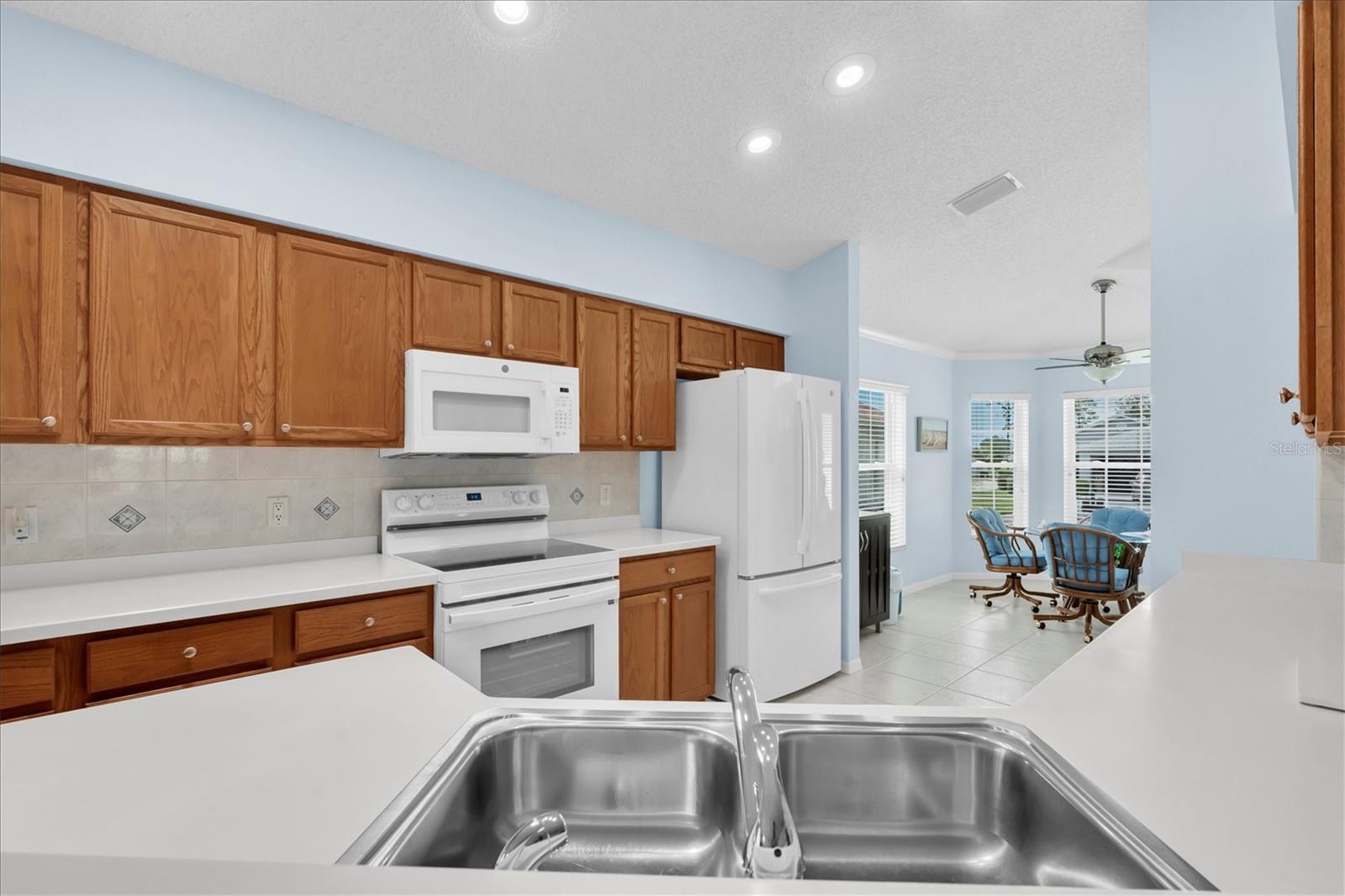11250 HOLLANDER AVE — photo 13
