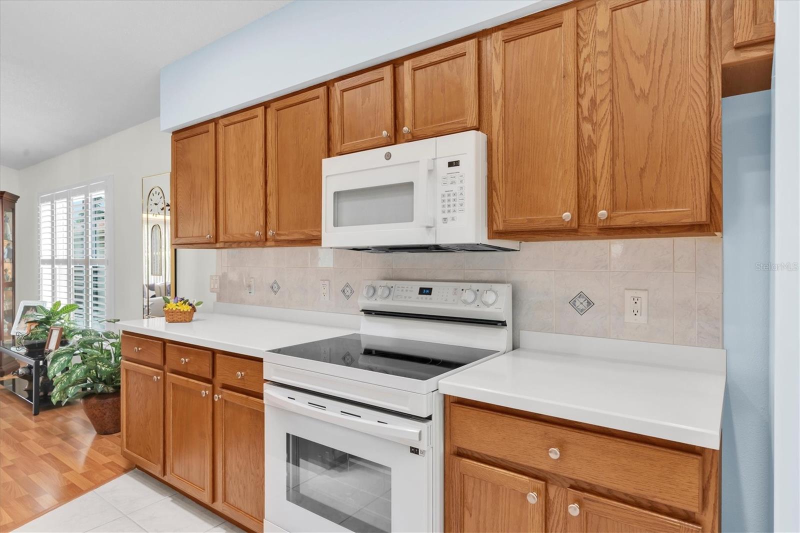 11250 HOLLANDER AVE — photo 14