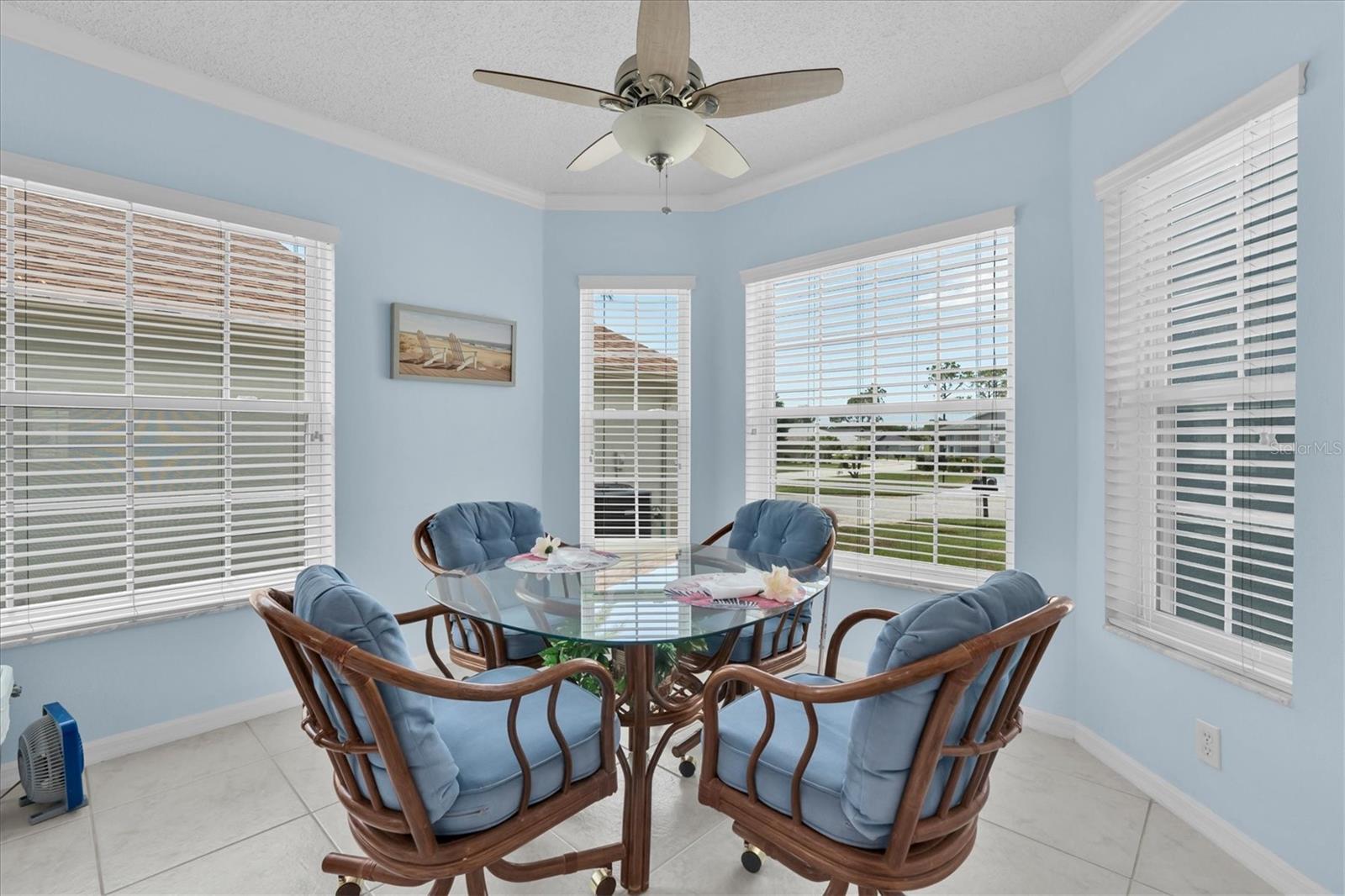 11250 HOLLANDER AVE — photo 19