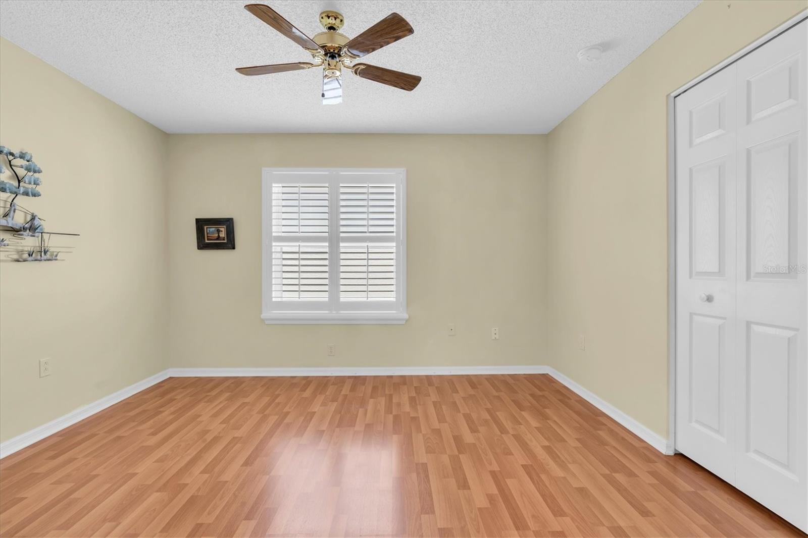 11250 HOLLANDER AVE — photo 31