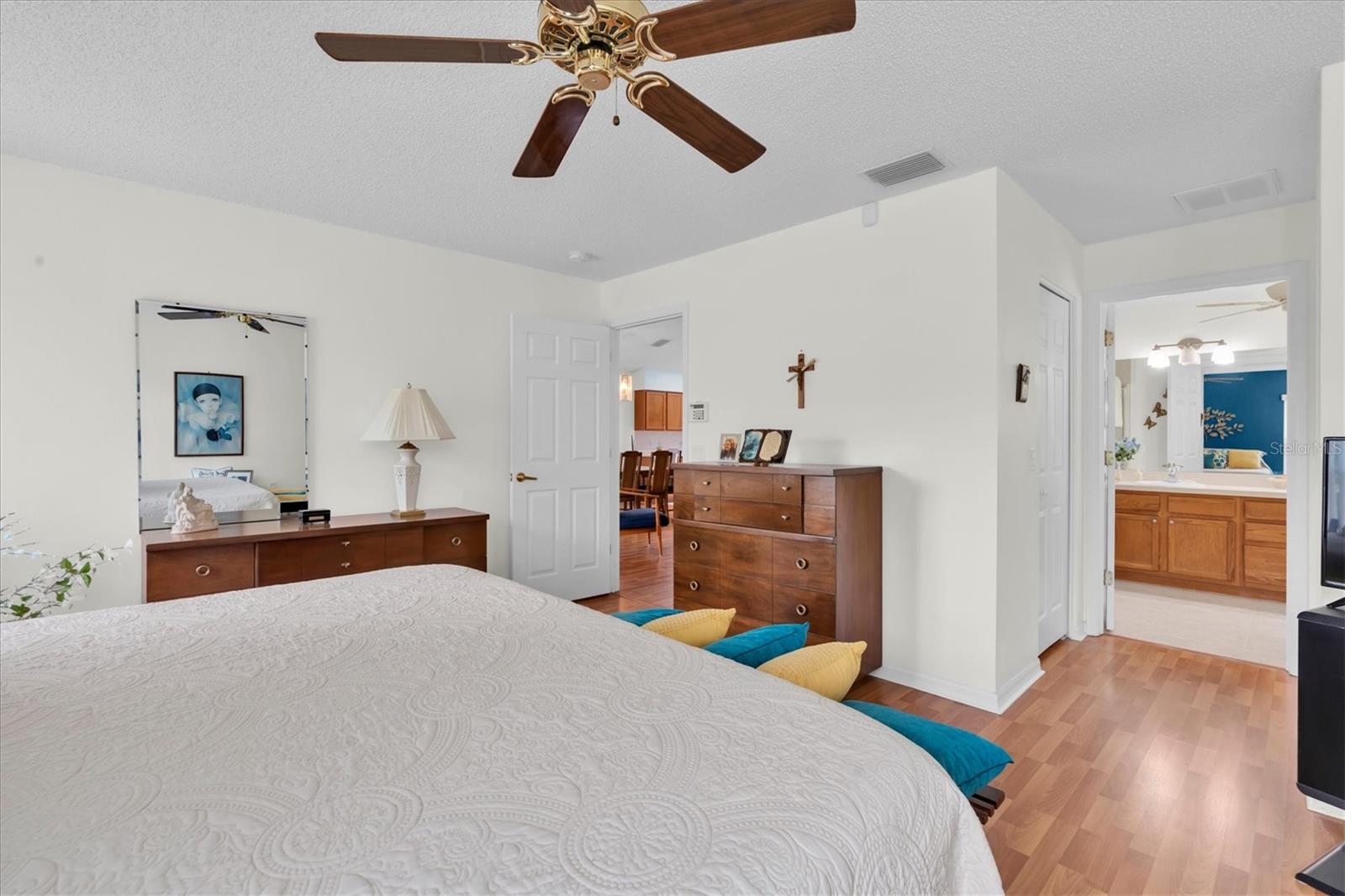 11250 HOLLANDER AVE — photo 26