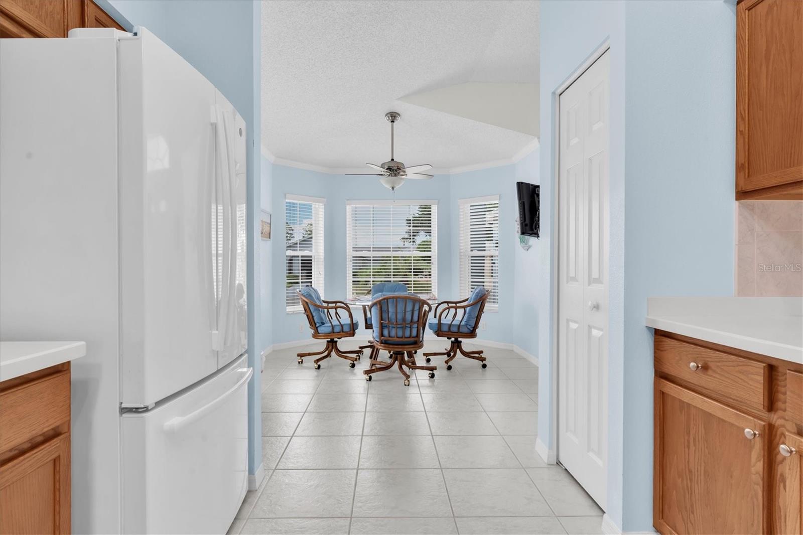 11250 HOLLANDER AVE — photo 20