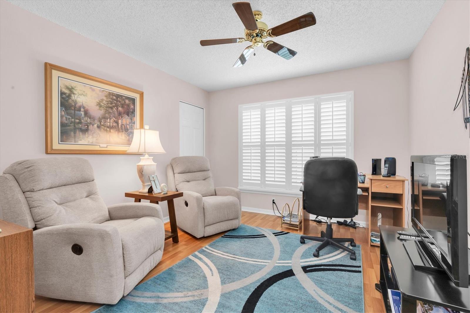 11250 HOLLANDER AVE — photo 24