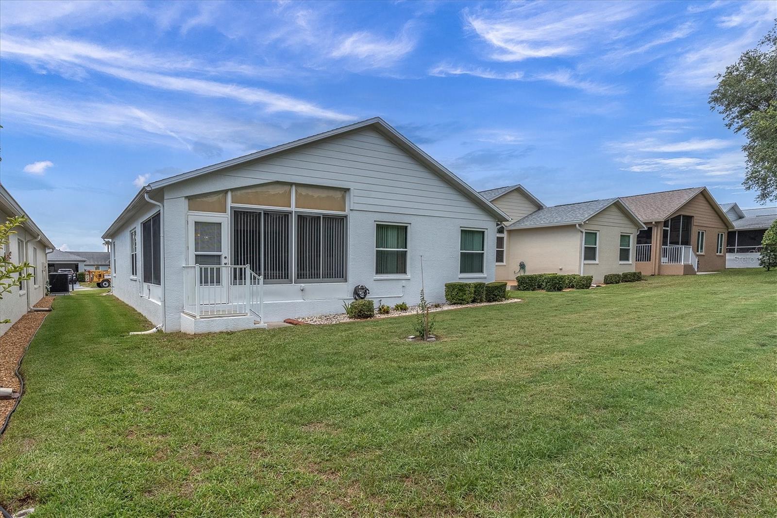 11250 HOLLANDER AVE — photo 35