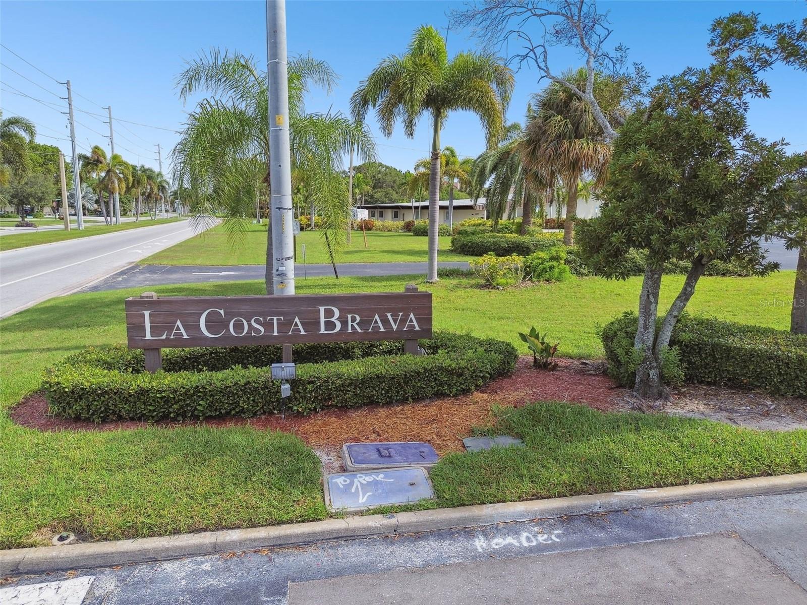 552 PLAZA SEVILLE CT #97 — photo 39