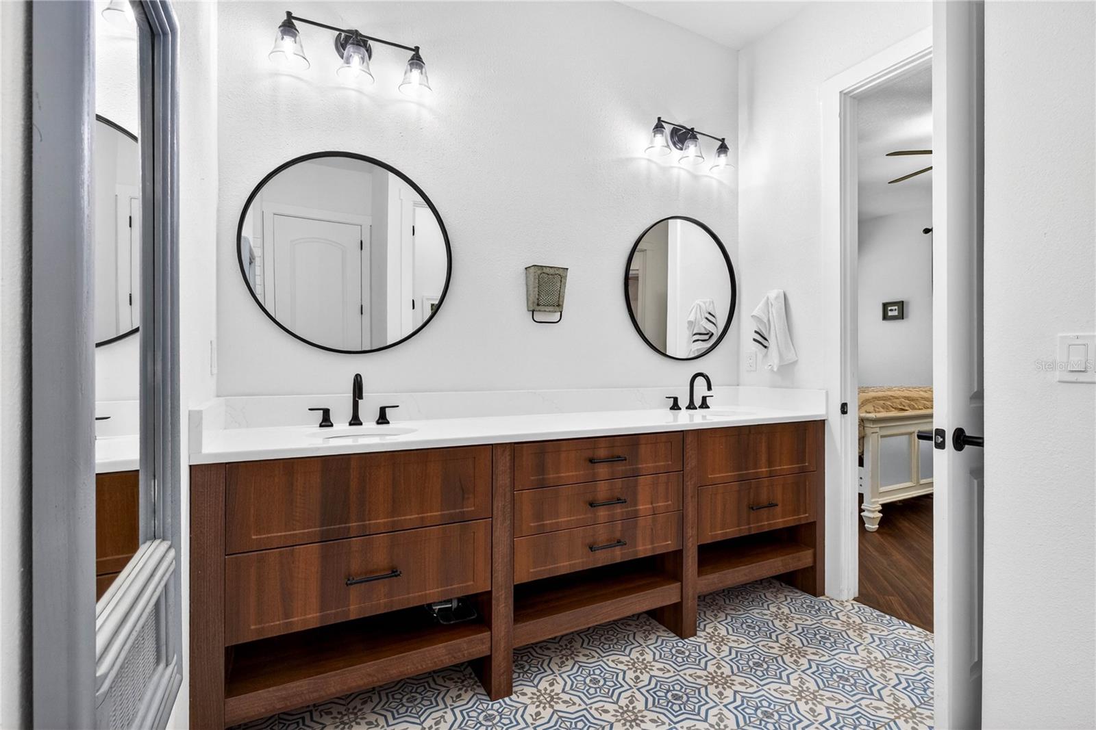 17265 MEADOW BLUFF VW — photo 45