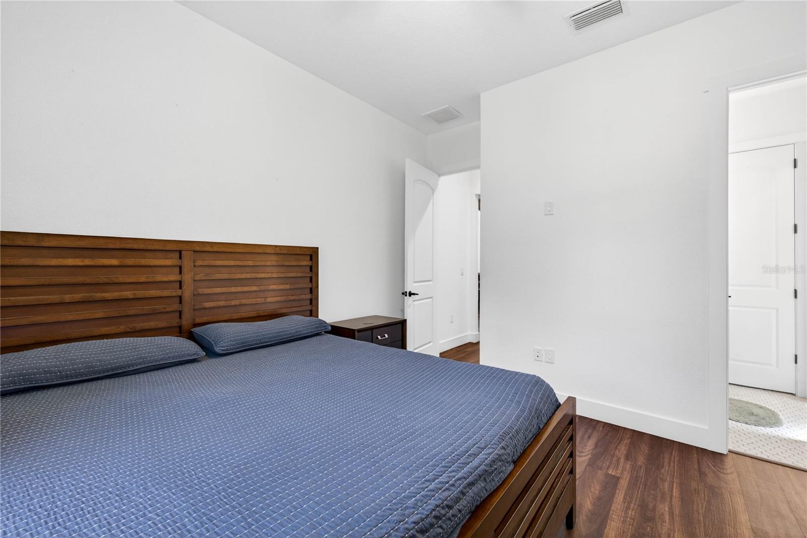 17265 MEADOW BLUFF VW — photo 60