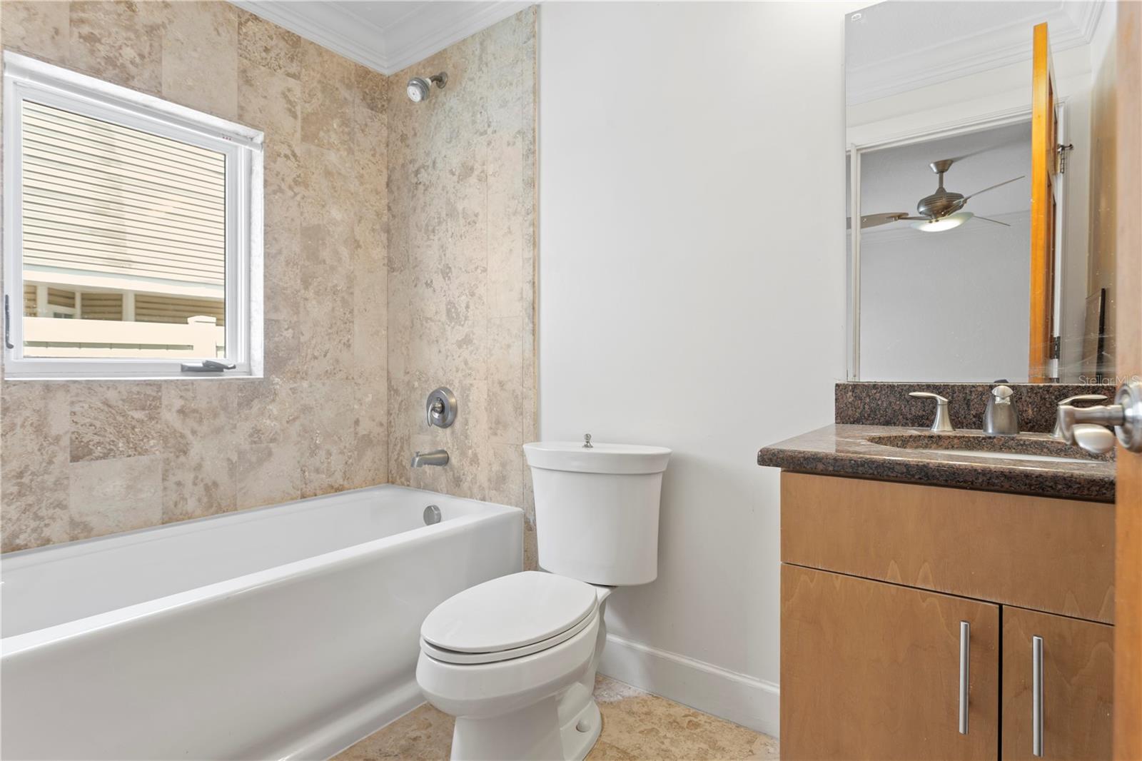 512 S GLEN AVE — photo 15