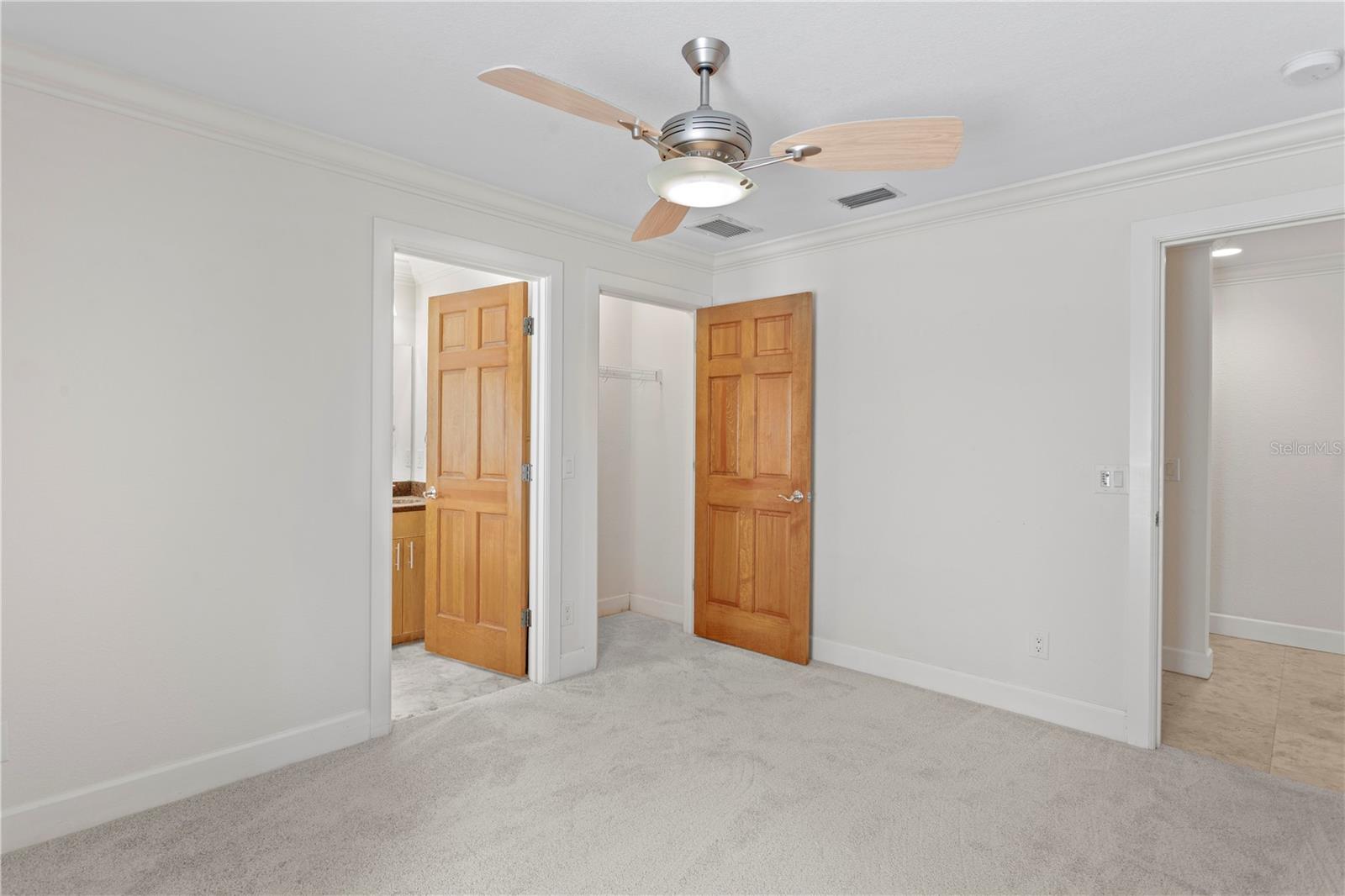 512 S GLEN AVE — photo 16