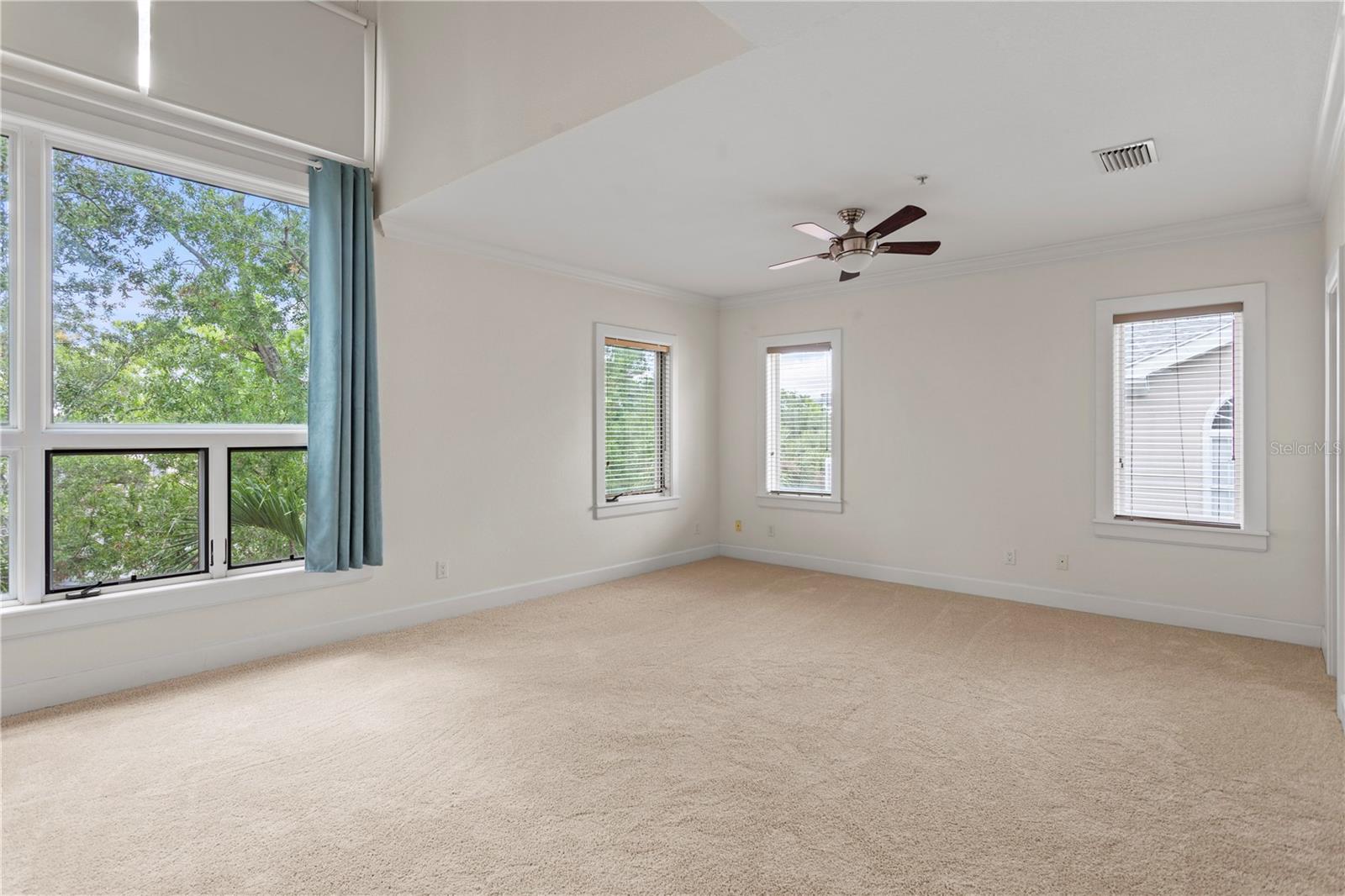 512 S GLEN AVE — photo 30