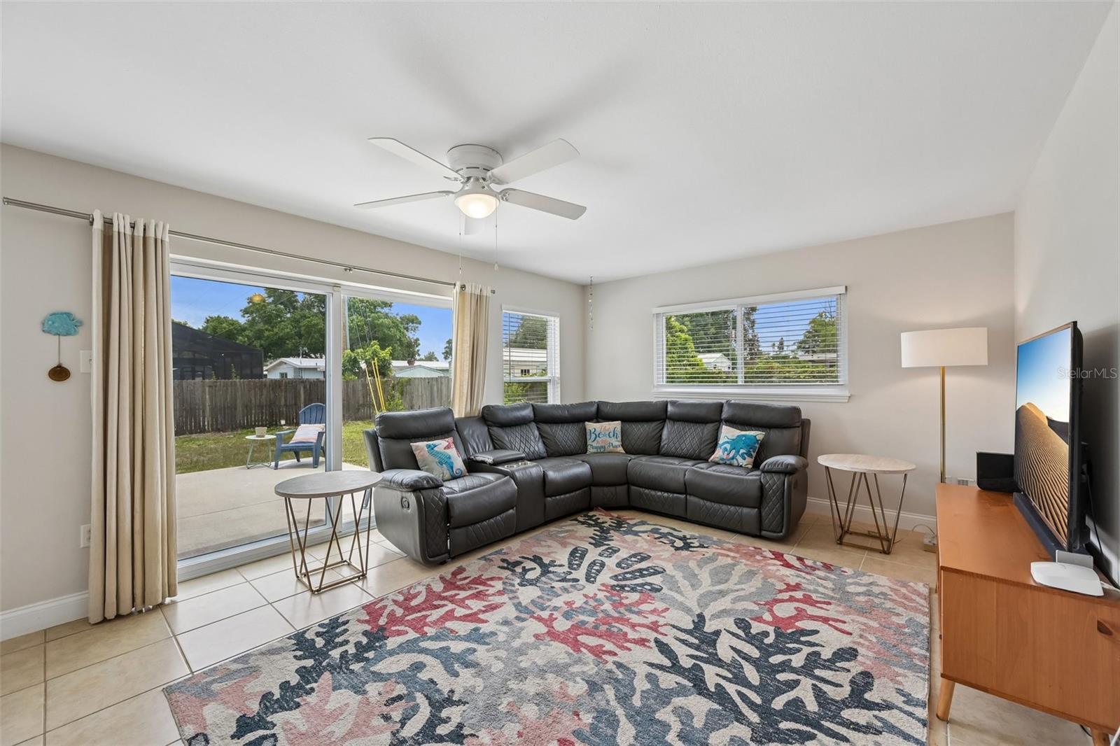 5005 BEE RIDGE RD — photo 3