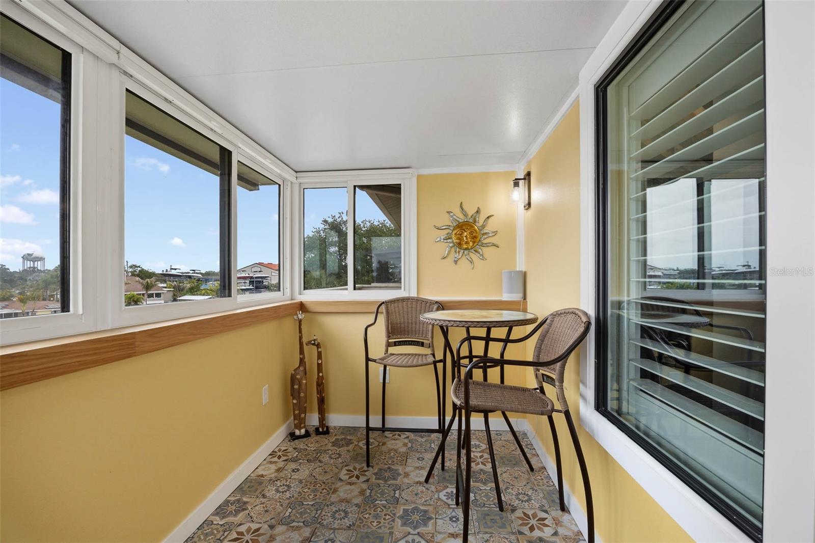 2395 HANOVER DR — photo 50
