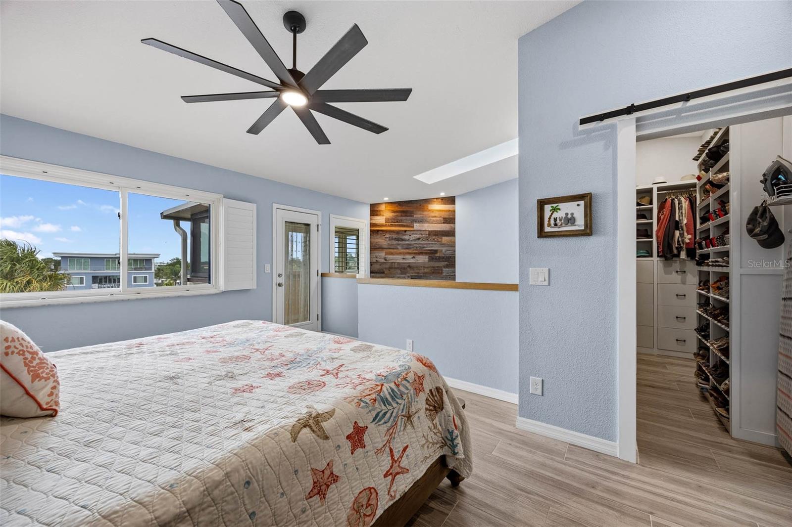 2395 HANOVER DR — photo 29