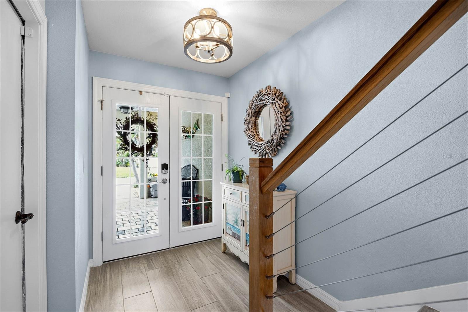 2395 HANOVER DR — photo 35