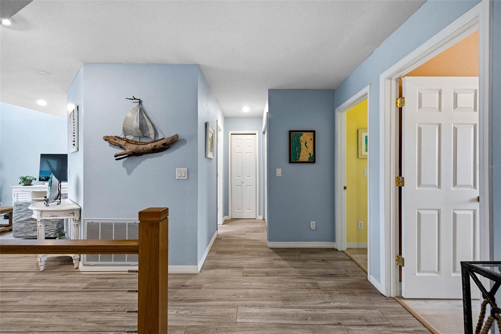 2395 HANOVER DR — photo 40