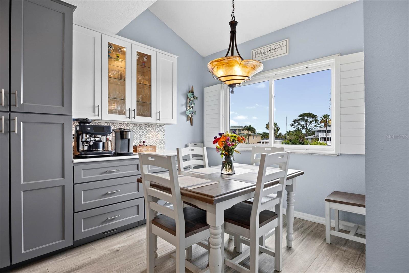 2395 HANOVER DR — photo 18