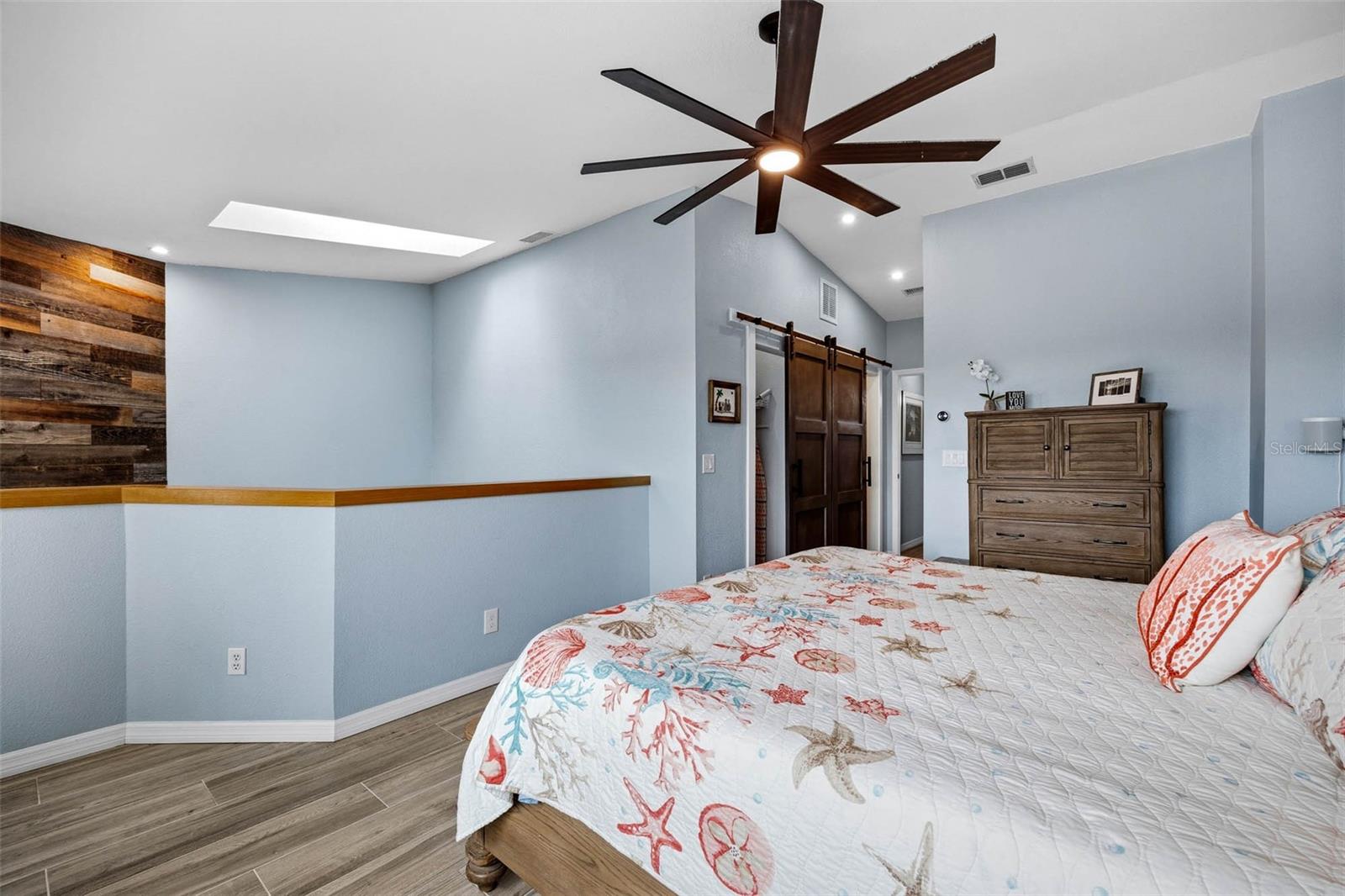 2395 HANOVER DR — photo 48