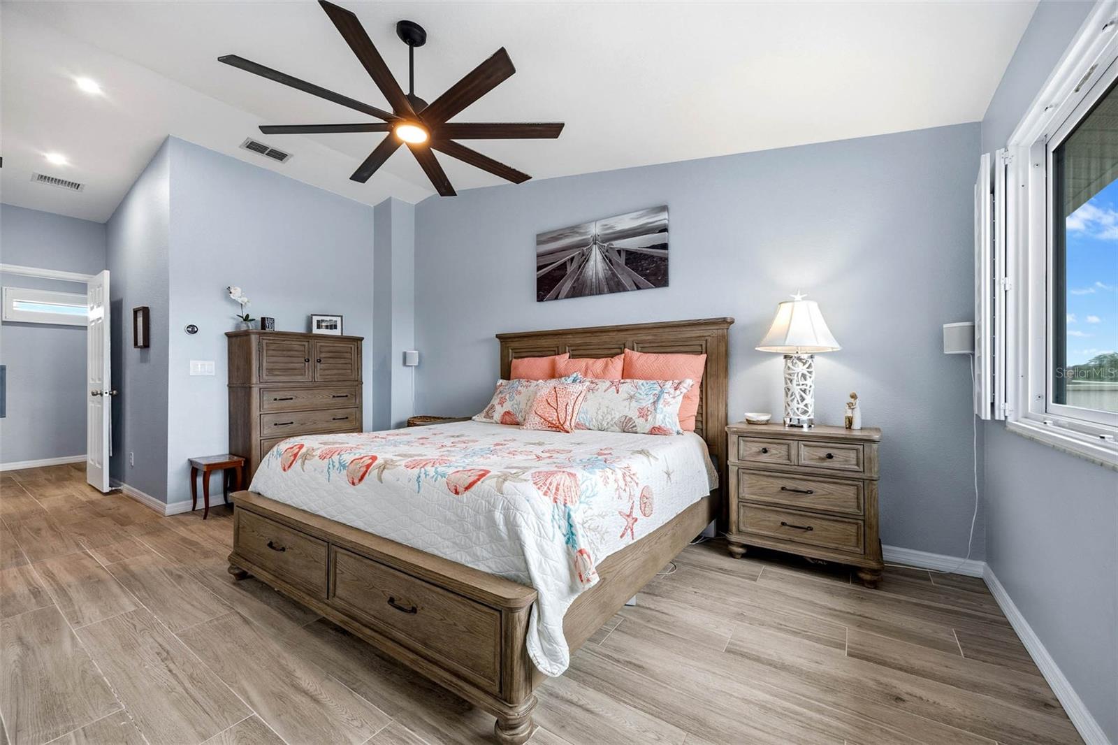 2395 HANOVER DR — photo 47