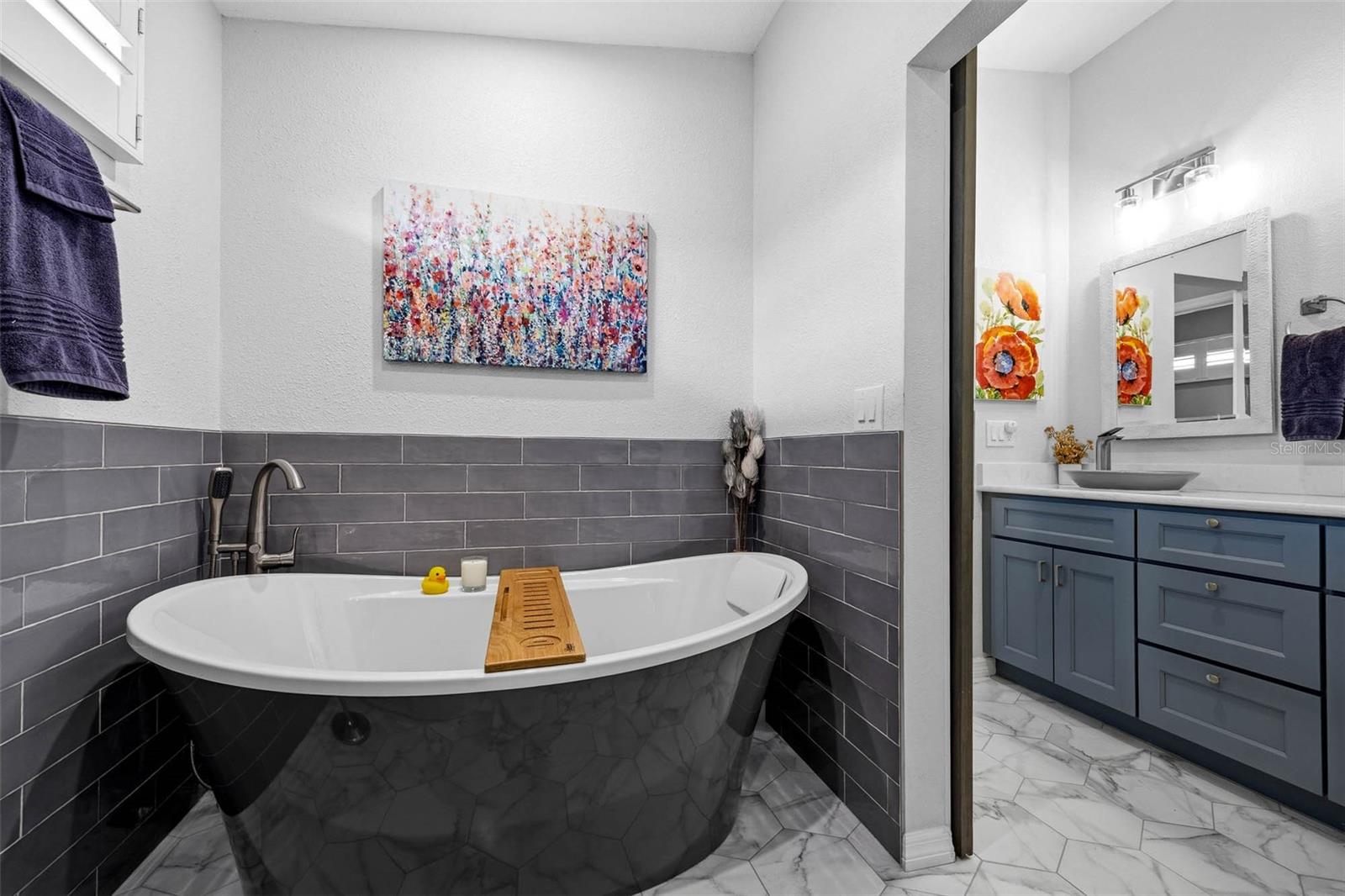2395 HANOVER DR — photo 49