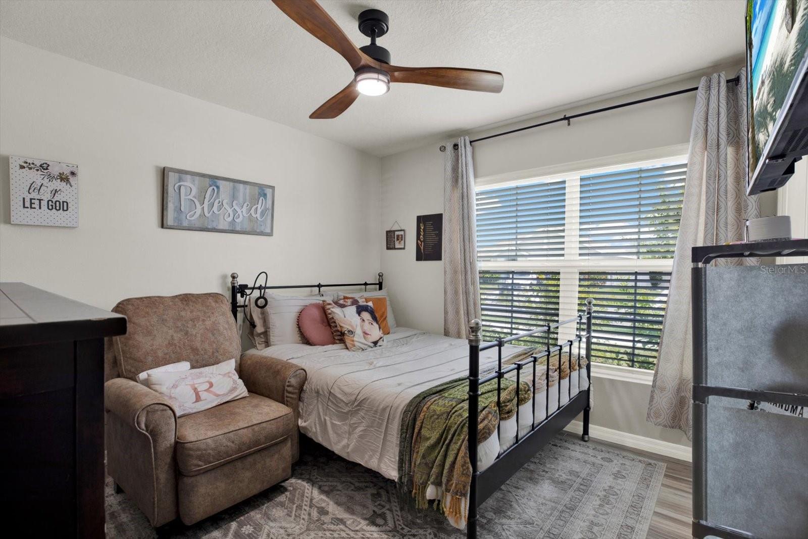 1013 TIDAL ROCK AVE — photo 17