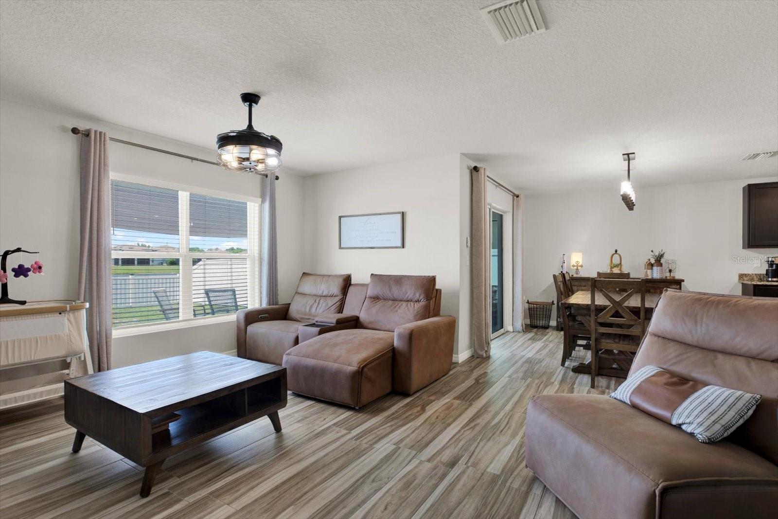 1013 TIDAL ROCK AVE — photo 11