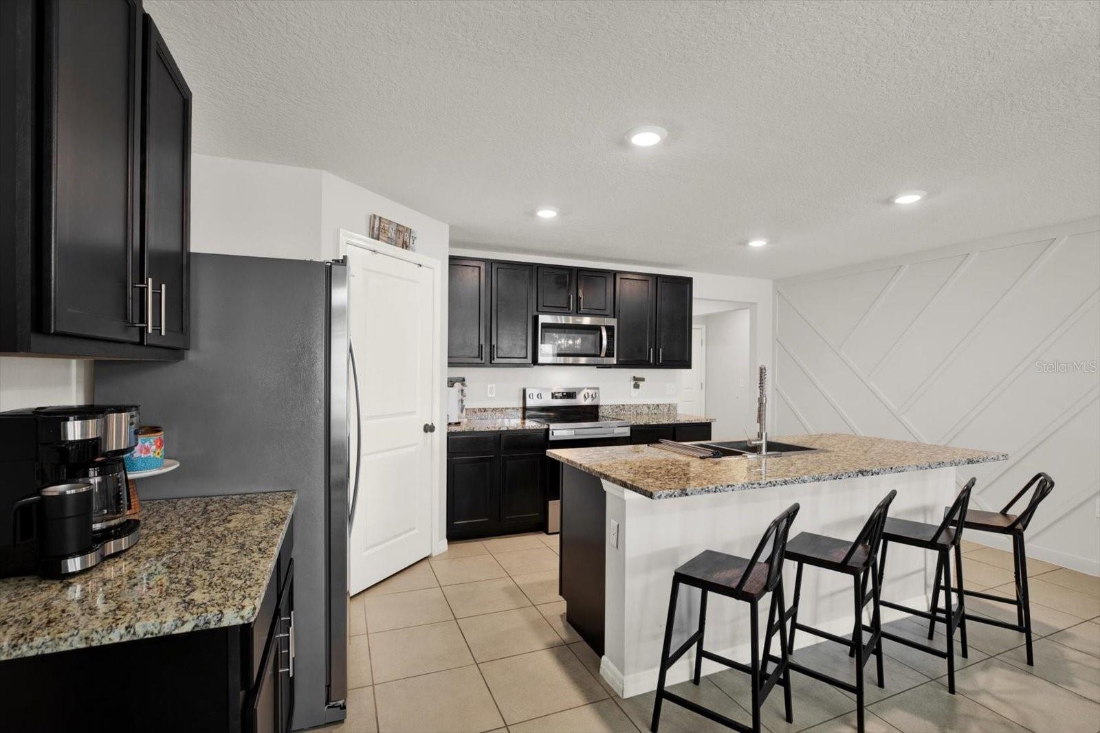 1013 TIDAL ROCK AVE — photo 5
