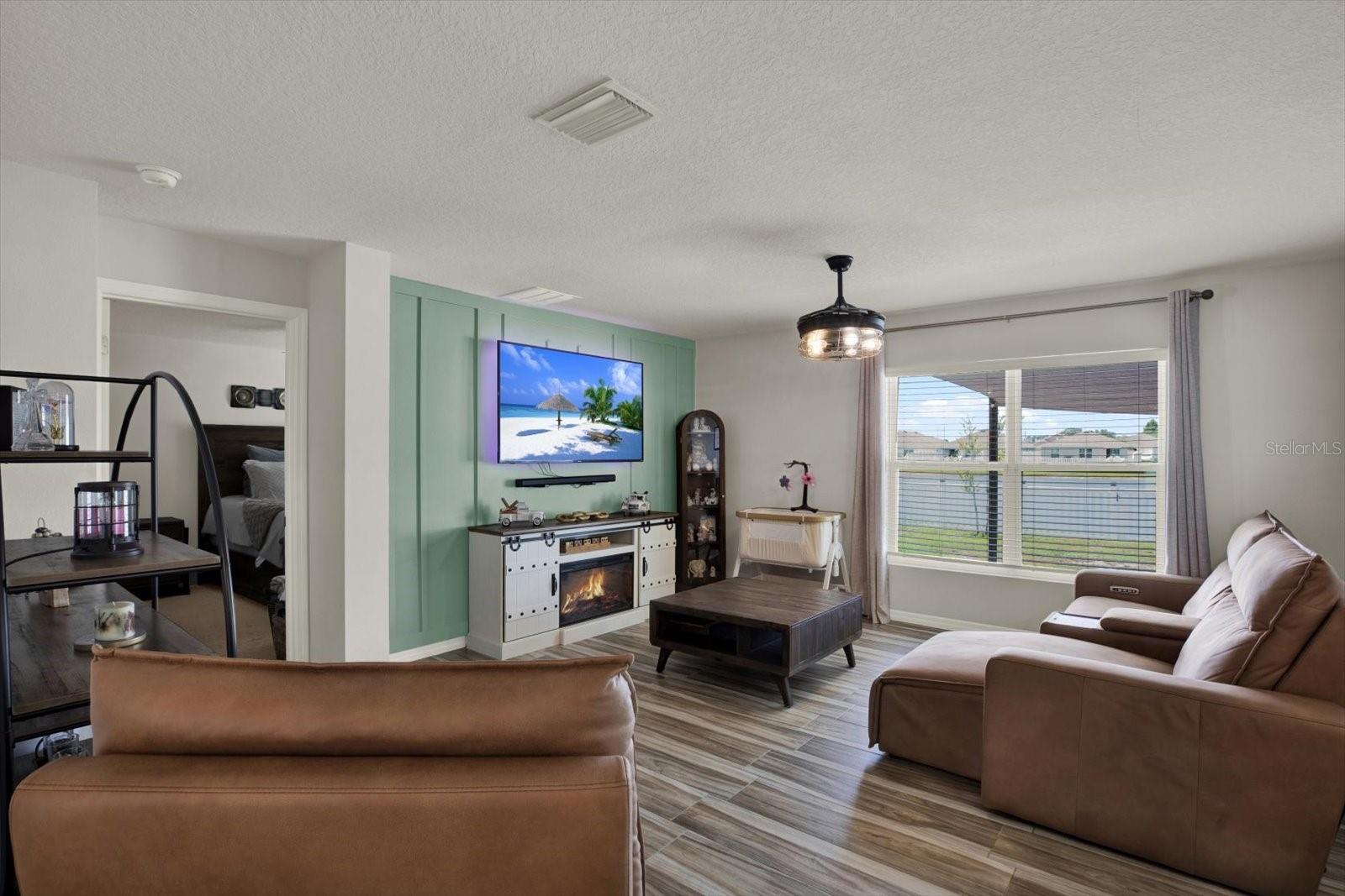 1013 TIDAL ROCK AVE — photo 10