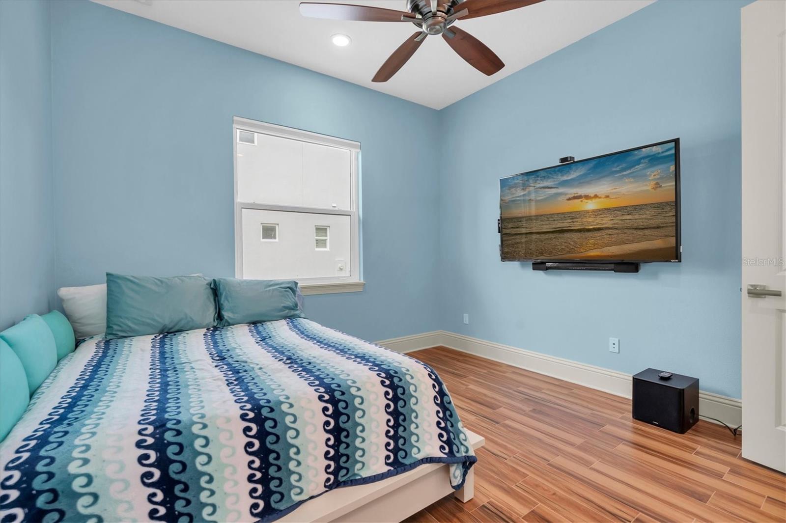 811 BIRDIE WAY — photo 47