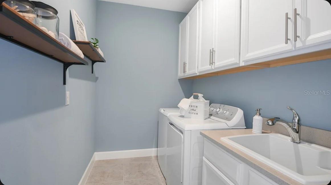 7532 MOONBEAM AVE — photo 13